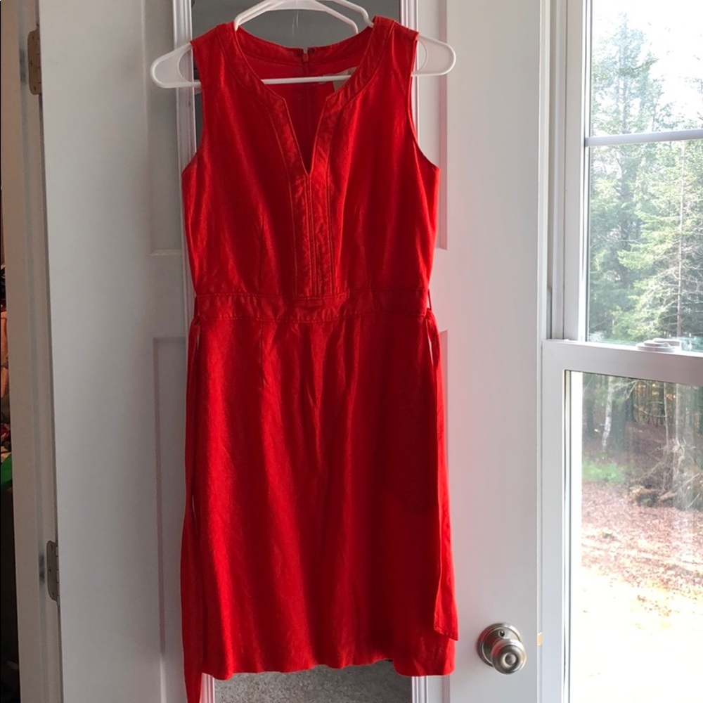 Banana republic size 0 red tie front dress